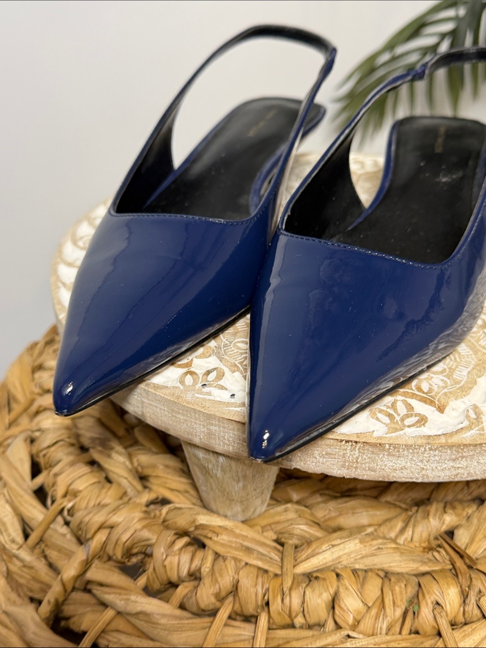Ann Taylor Navy Blue Patent Slingback Pointed Toe Kitten Heels Pump 7.5 - Picture 7 of 9